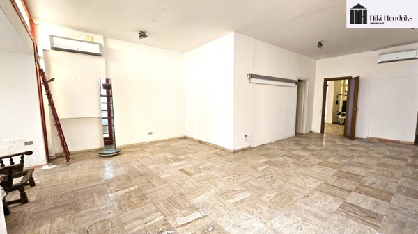ufficio in vendita a Santa Croce sull'Arno