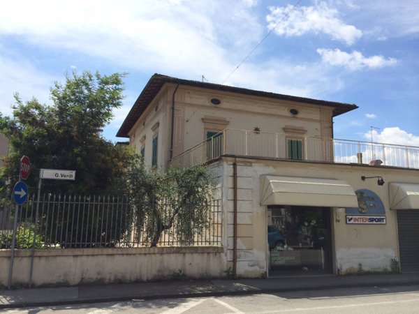 casa indipendente in vendita a Santa Croce sull'Arno
