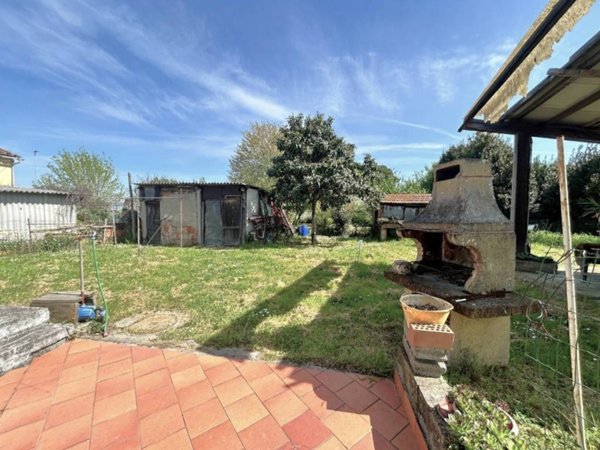 casa indipendente in vendita a Santa Croce sull'Arno