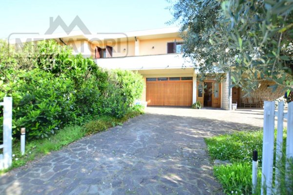 casa indipendente in vendita a Santa Croce sull'Arno