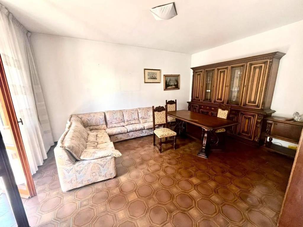casa indipendente in vendita a Santa Croce sull'Arno