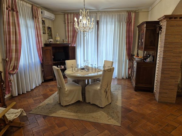 casa indipendente in vendita a Santa Croce sull'Arno