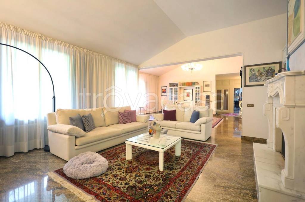 casa indipendente in vendita a Santa Croce sull'Arno