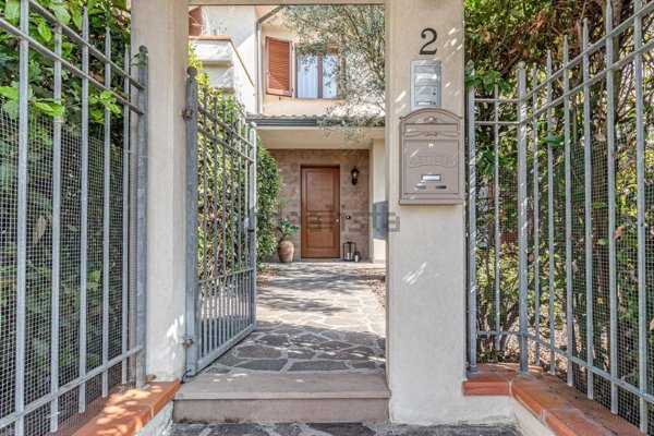 casa indipendente in vendita a Santa Croce sull'Arno