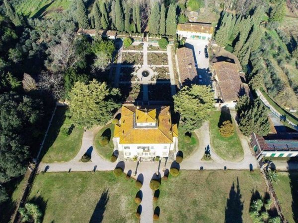 casa indipendente in vendita a Santa Croce sull'Arno