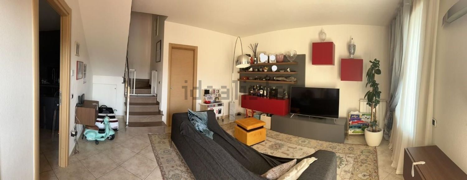 casa indipendente in vendita a Santa Croce sull'Arno