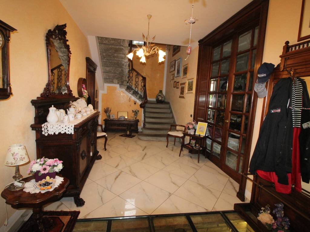 casa indipendente in vendita a Santa Croce sull'Arno