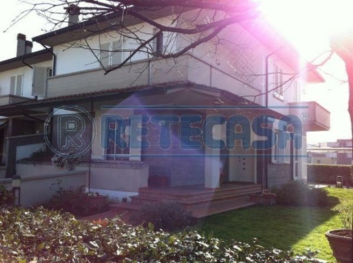 casa indipendente in vendita a Santa Croce sull'Arno