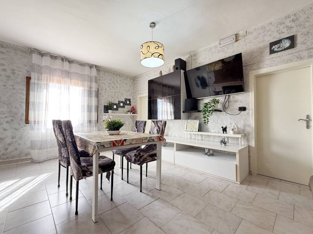 casa indipendente in vendita a Santa Croce sull'Arno