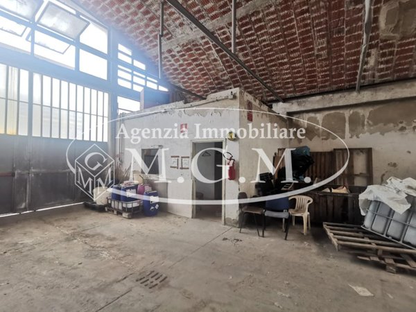 capannone in vendita a Santa Croce sull'Arno