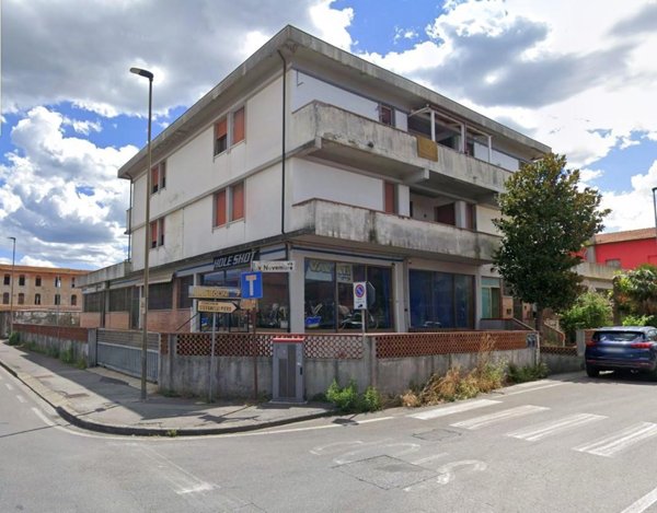 locale di sgombero in vendita a Santa Croce sull'Arno