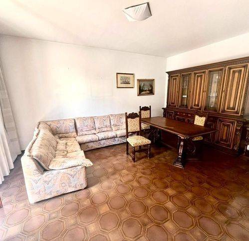 casa indipendente in vendita a Santa Croce sull'Arno