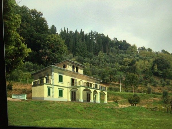 pentavano in vendita a Santa Croce sull'Arno