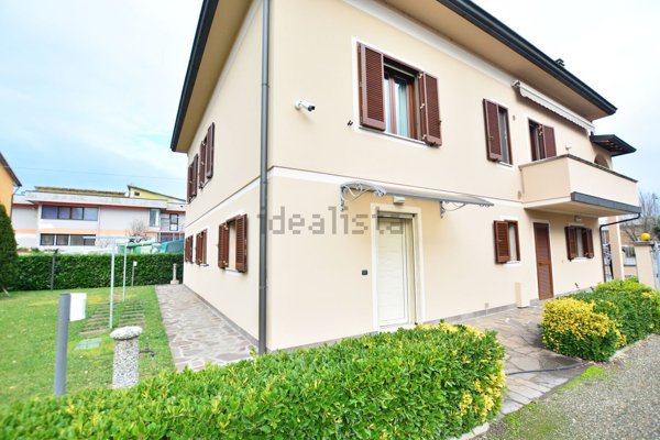 casa indipendente in vendita a Santa Croce sull'Arno