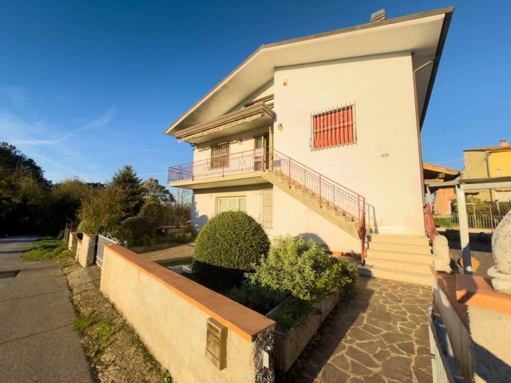 appartamento in vendita a Santa Croce sull'Arno in zona Staffoli