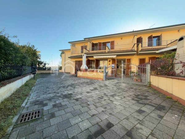 casa indipendente in vendita a Santa Croce sull'Arno