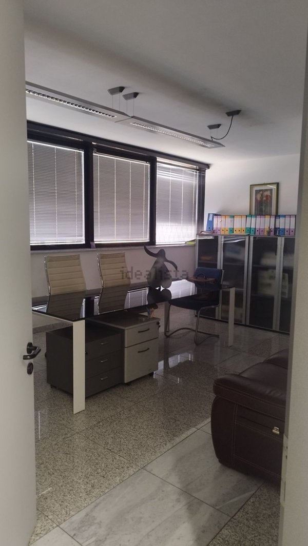 ufficio in vendita a Santa Croce sull'Arno