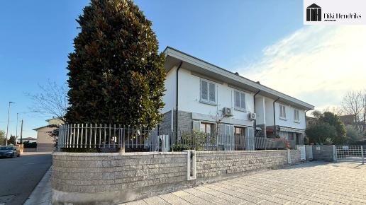 casa indipendente in vendita a Santa Croce sull'Arno