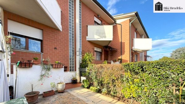 casa indipendente in vendita a Santa Croce sull'Arno