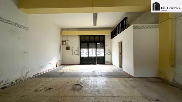 locale di sgombero in vendita a Santa Croce sull'Arno