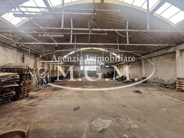 capannone in vendita a Santa Croce sull'Arno