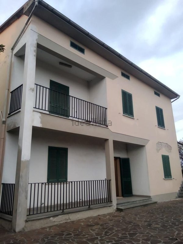 casa indipendente in vendita a Santa Croce sull'Arno
