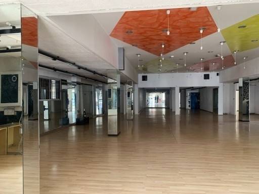 negozio in vendita a Santa Croce sull'Arno