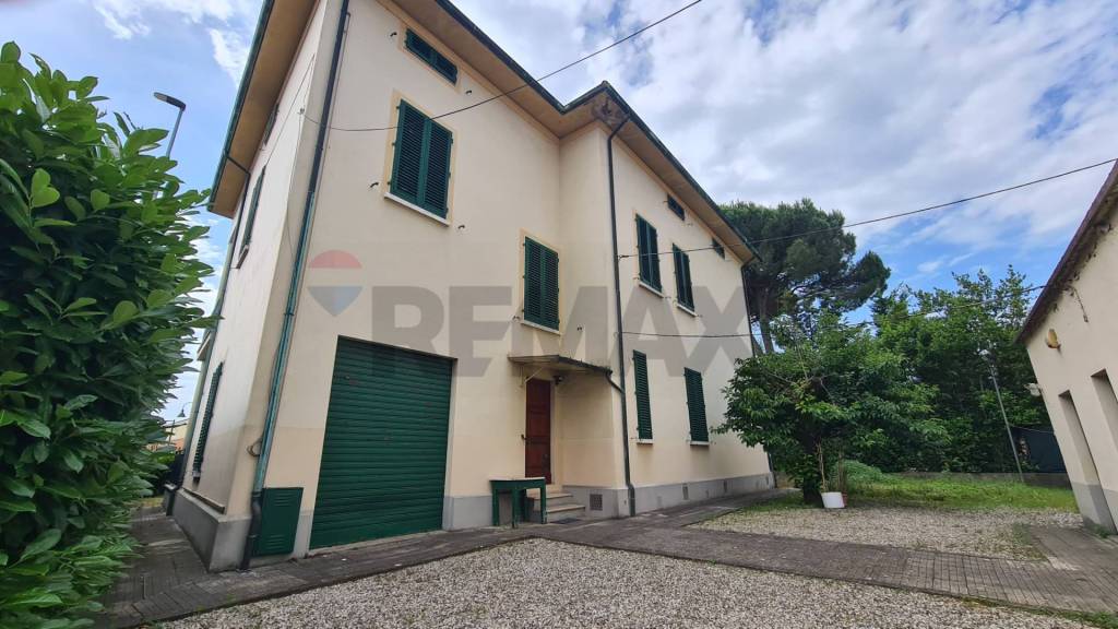 casa indipendente in vendita a Santa Croce sull'Arno
