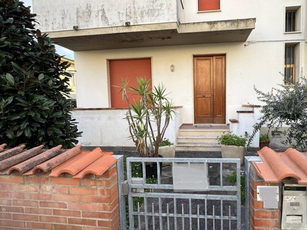 casa indipendente in vendita a Santa Croce sull'Arno
