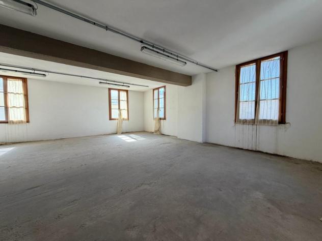 ufficio in vendita a Santa Croce sull'Arno