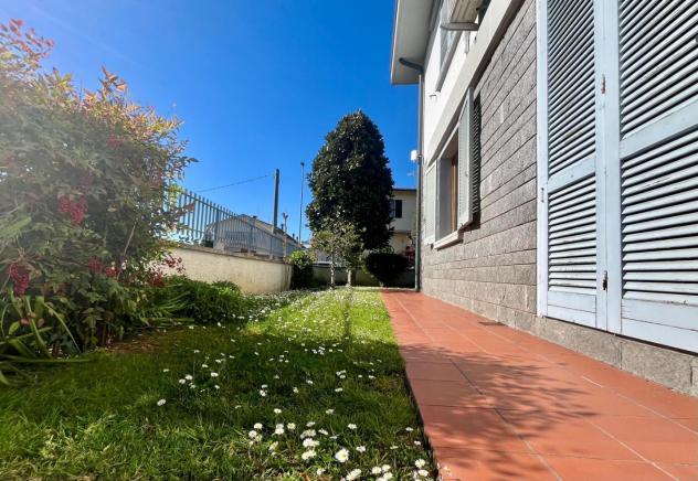 intera palazzina in vendita a Santa Croce sull'Arno