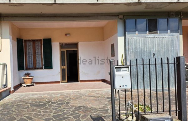 casa indipendente in vendita a Santa Croce sull'Arno