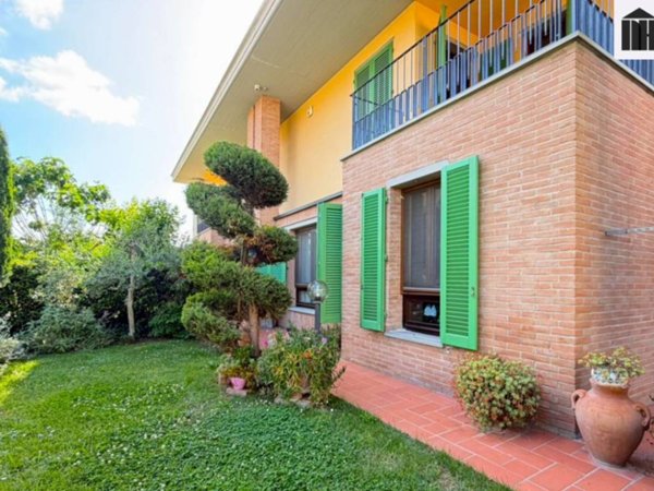casa indipendente in vendita a Santa Croce sull'Arno