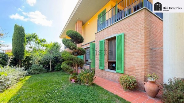 casa indipendente in vendita a Santa Croce sull'Arno