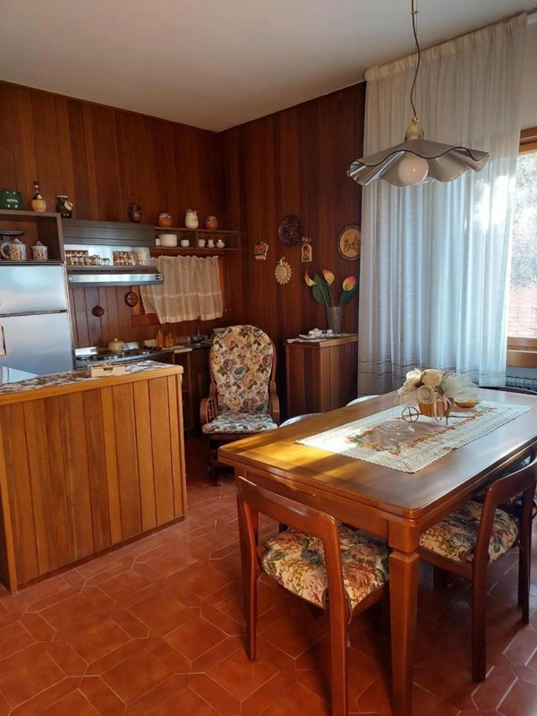 casa indipendente in vendita a Santa Croce sull'Arno