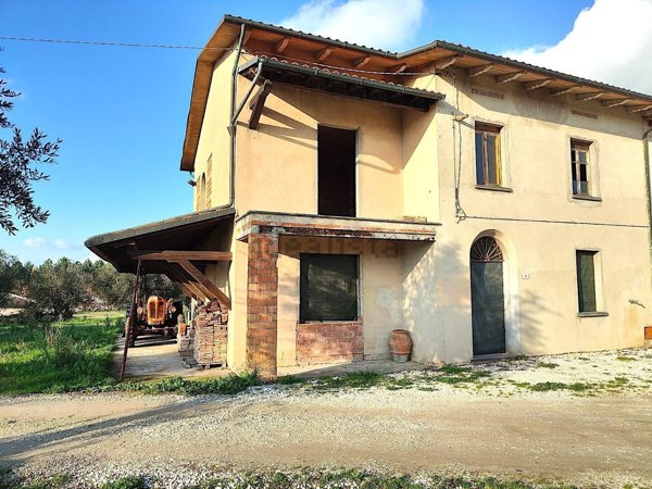 casale in vendita a Santa Croce sull'Arno in zona Staffoli