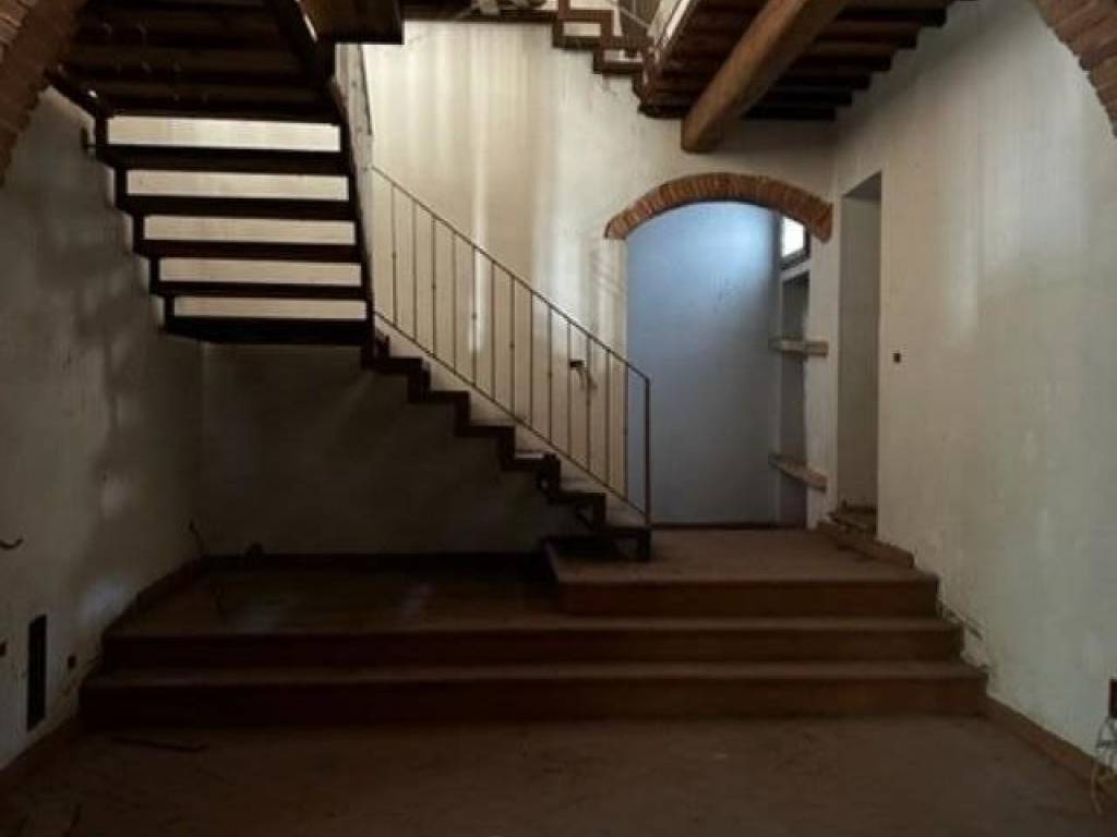 casa indipendente in vendita a Santa Croce sull'Arno