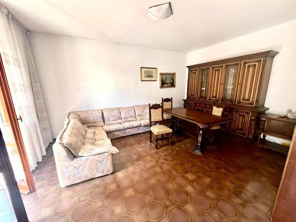 casa indipendente in vendita a Santa Croce sull'Arno