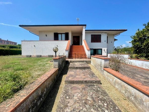 casa indipendente in vendita a Santa Croce sull'Arno in zona Staffoli