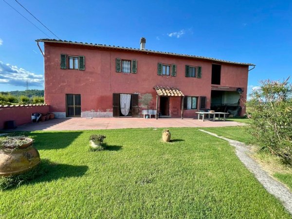casa indipendente in vendita a Santa Croce sull'Arno
