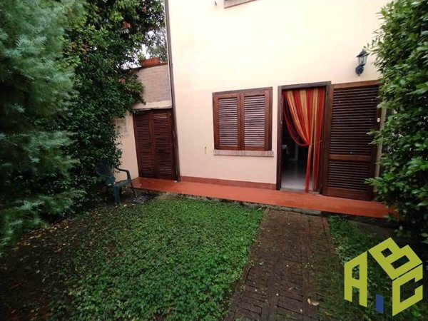 appartamento in vendita a Santa Luce in zona Pomaia