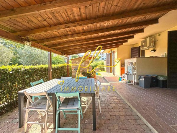 casa indipendente in vendita a Santa Luce