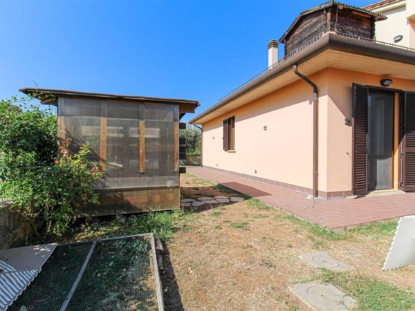 casa indipendente in vendita a Santa Luce