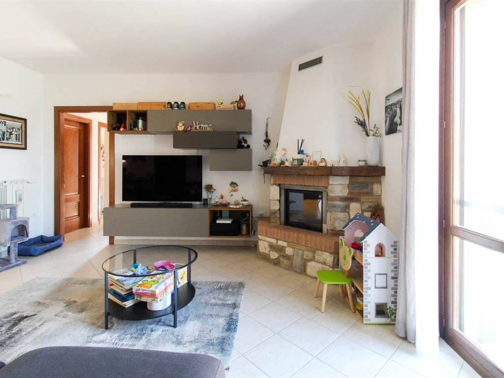 casa indipendente in vendita a Santa Luce