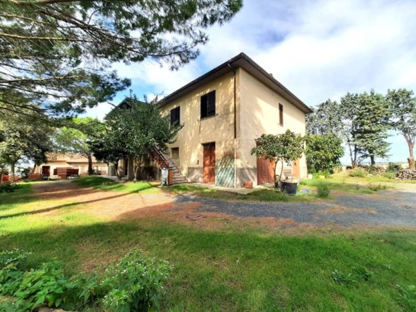 casa indipendente in vendita a Santa Luce in zona Pomaia