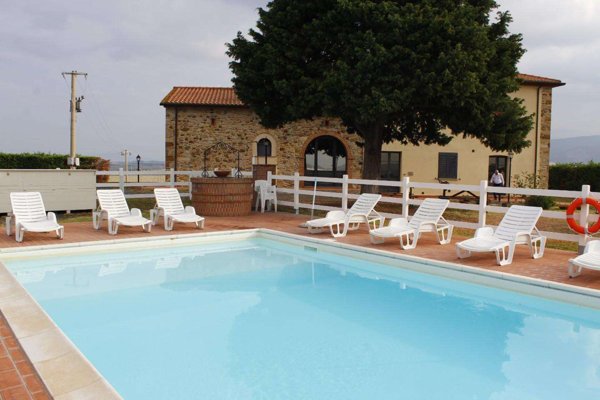 casa indipendente in vendita a Santa Luce in zona Pomaia