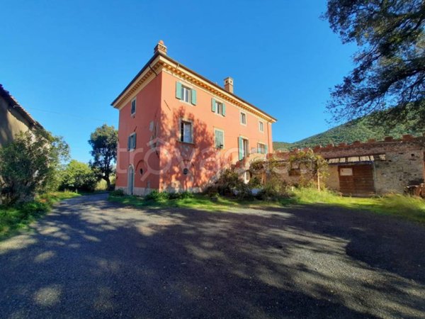 casa indipendente in vendita a Santa Luce in zona Pomaia