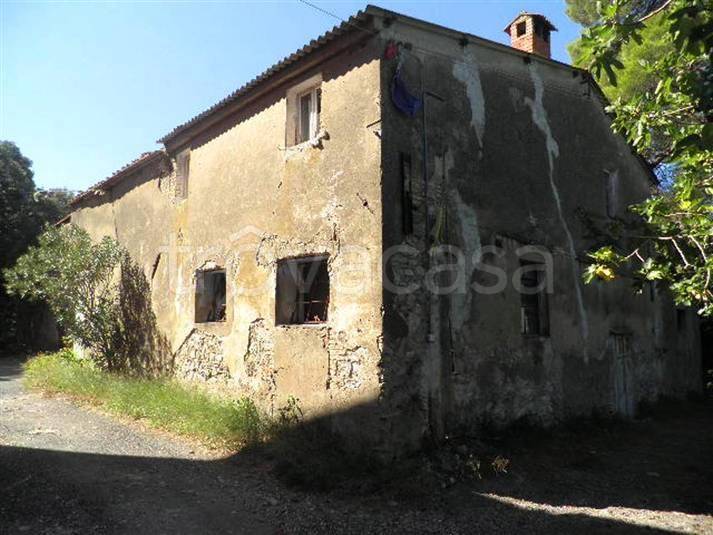 casa indipendente in vendita a Santa Luce in zona Pomaia