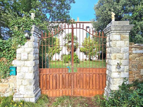 casa indipendente in vendita a Santa Luce in zona Pomaia