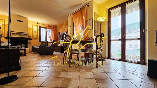 intera palazzina in vendita a Santa Luce in zona Pomaia